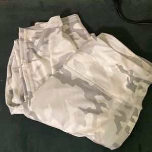 white and gray camo leggings